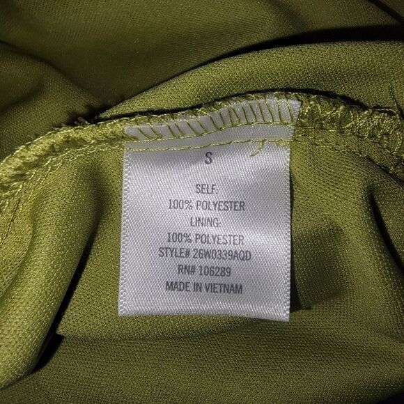 Francesca's NWT Mi Ami floral shorts romper size Small - Picture 9 of 9